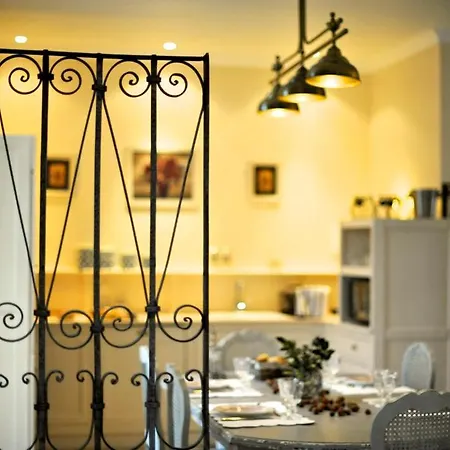 L'orangerie Du Grand Jardin